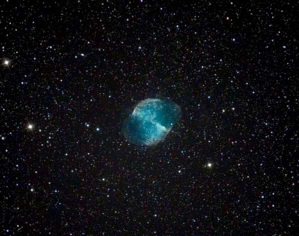 Туманность Гантель, также известная как M27
